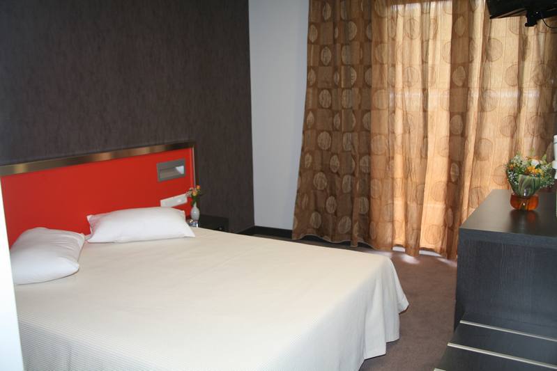 Hotel Des Roses Atenas Quarto foto